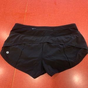 Lululemon Speed Up Short Black size 8